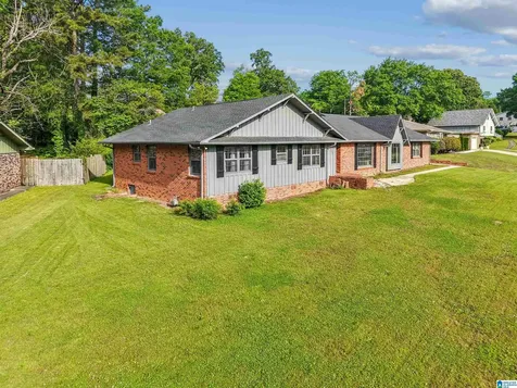 732 Milgray Lane Bessemer AL 35022