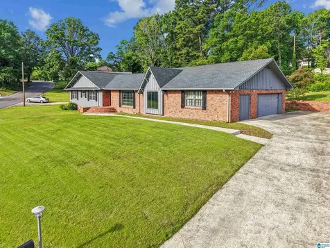 732 Milgray Lane Bessemer AL 35022