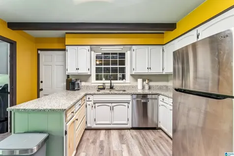 732 Milgray Lane Bessemer AL 35022