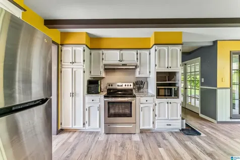 732 Milgray Lane Bessemer AL 35022