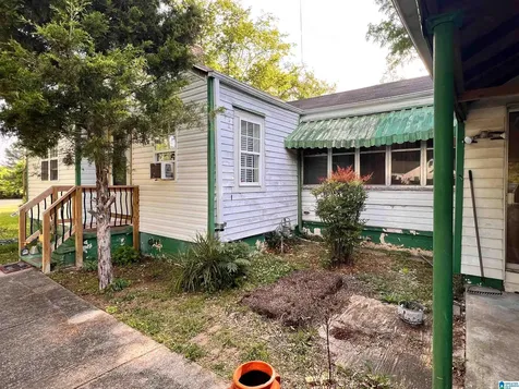 546 Charleston Drive Bessemer AL 35020