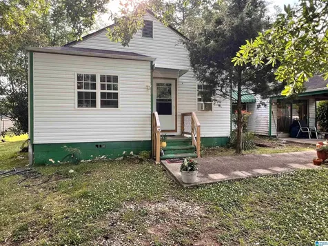 546 Charleston Drive Bessemer AL 35020