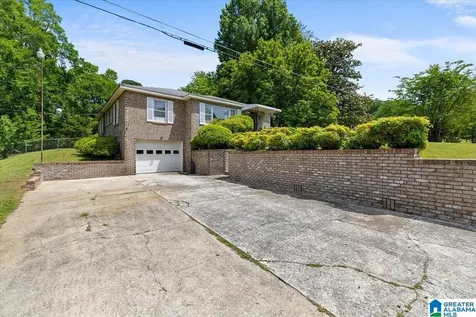 973 Pine Hill Road Birmingham AL 35235