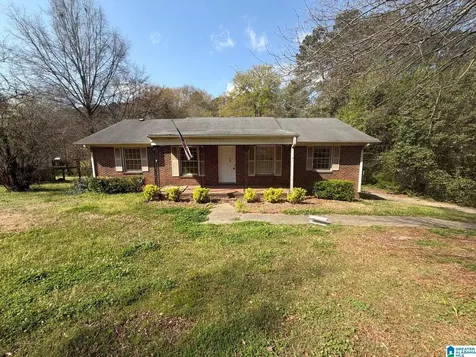 2512 NE 3rd Street NE Center Point AL 35215