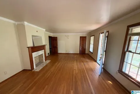 2512 NE 3rd Street NE Center Point AL 35215