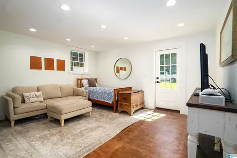 2300 Crossgate Trail Vestavia Hills AL 35243