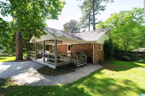 2300 Crossgate Trail Vestavia Hills AL 35243