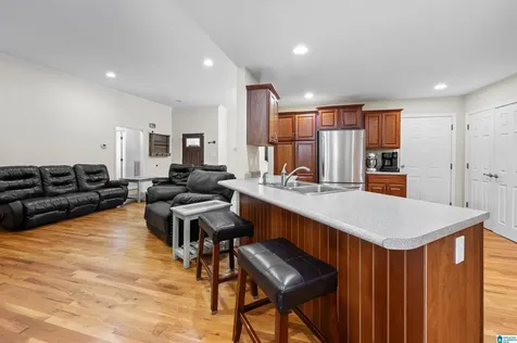 593 Wysteria Lane Sylacauga AL 35151