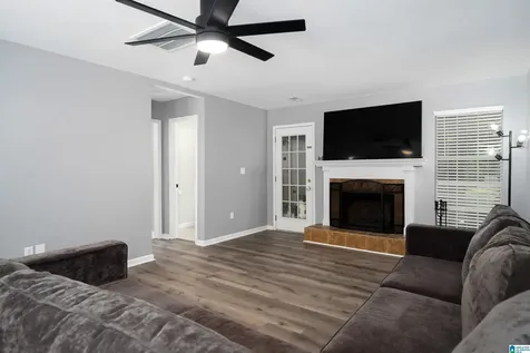 118 Carriage Drive Alabaster AL 35114