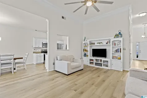 422 Summit Way Fultondale AL 35068