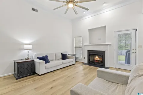 422 Summit Way Fultondale AL 35068