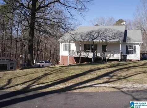 3965 Black Hawk Drive Bessemer AL 35022