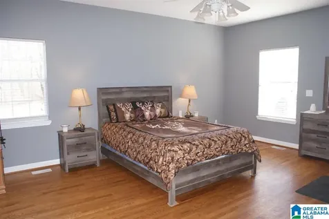 3965 Black Hawk Drive Bessemer AL 35022