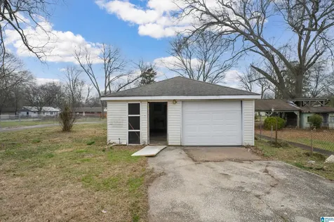 2017 29th Avenue Bessemer AL 35023