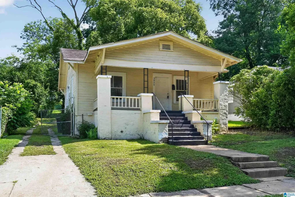 3924 37th Avenue N Birmingham AL 35217