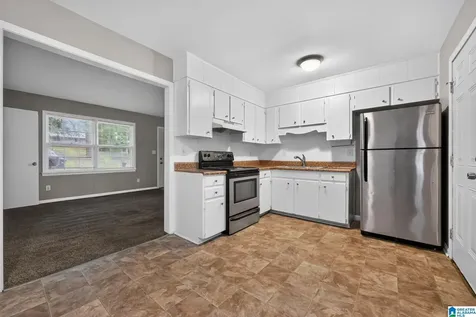1613 Barrington Lane NE Center Point AL 35215