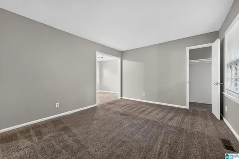 1613 Barrington Lane NE Center Point AL 35215