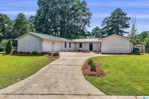 808 12th Lane Pleasant Grove AL 35127