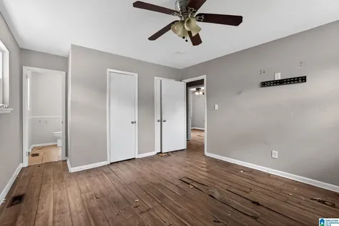 733 Country View Drive NE Birmingham AL 35215