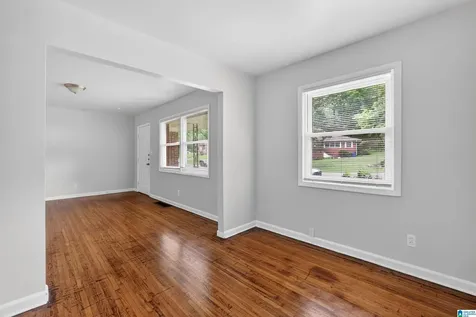394 Fernbrook Avenue Birmingham AL 35215