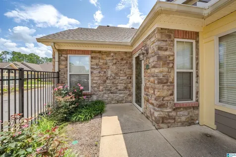 121 Cornerstone Court Birmingham AL 35022
