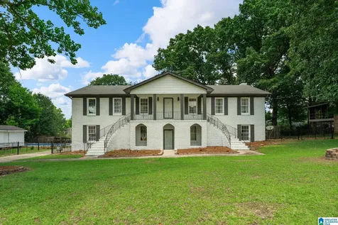 1306 7th Place Pleasant Grove AL 35127
