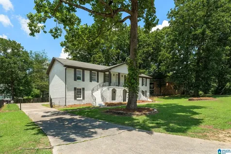 1306 7th Place Pleasant Grove AL 35127