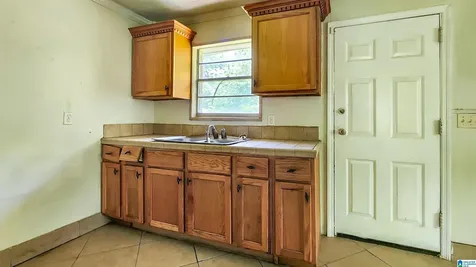 522 64th Street Fairfield AL 35064