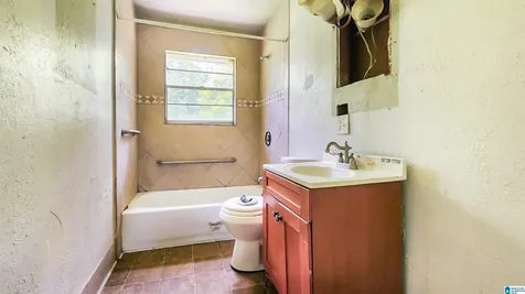 522 64th Street Fairfield AL 35064