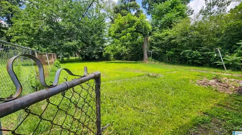 522 64th Street Fairfield AL 35064