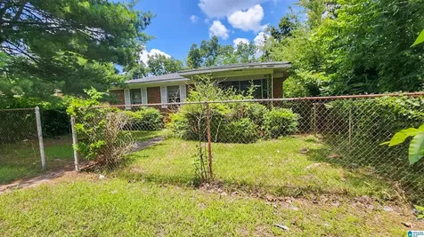 522 64th Street Fairfield AL 35064