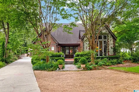 212 Poinciana Drive Homewood AL 35209