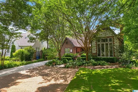 212 Poinciana Drive Homewood AL 35209