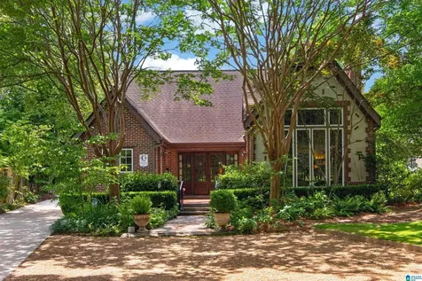 212 Poinciana Drive Homewood AL 35209