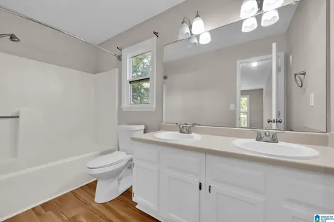625 Olde Towne Lane Alabaster AL 35007