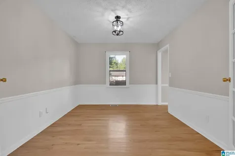 625 Olde Towne Lane Alabaster AL 35007