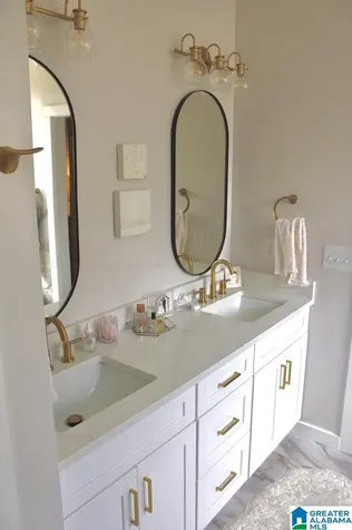 3636 Vanderbilt Way Fultondale AL 35068