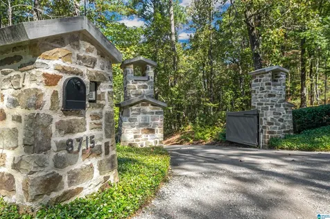 8715 Shades Falls Way Birmingham AL 35022