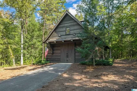8715 Shades Falls Way Birmingham AL 35022