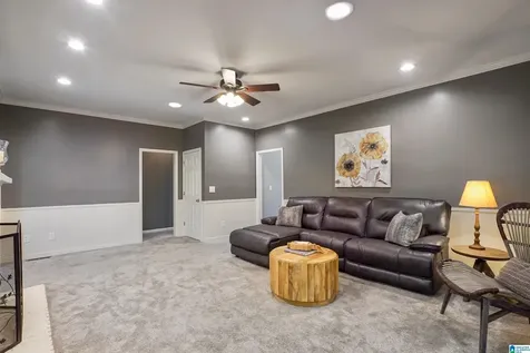 106 Tomahawk Circle Pelham AL 35124