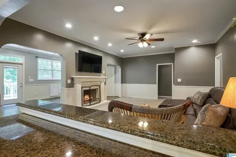 106 Tomahawk Circle Pelham AL 35124