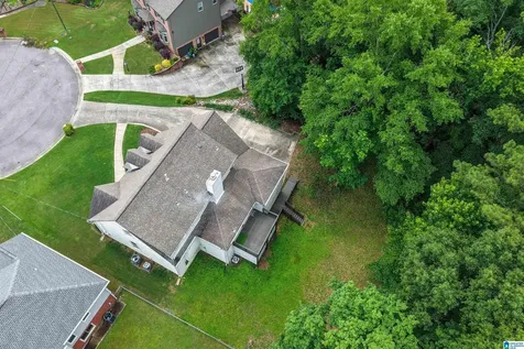106 Tomahawk Circle Pelham AL 35124