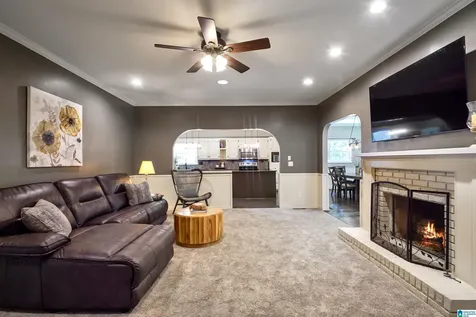 106 Tomahawk Circle Pelham AL 35124