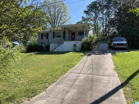 1657 4th Place NW Center Point AL 35215