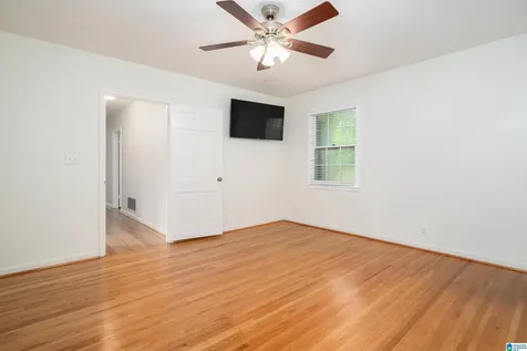 1128 Forest View Lane Vestavia Hills AL 35216