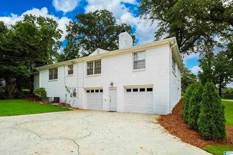 1128 Forest View Lane Vestavia Hills AL 35216