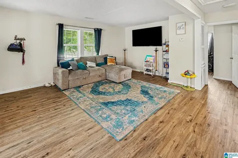 549 Henson Street Midfield AL 35228