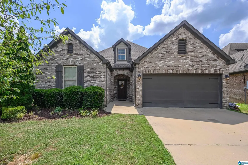 1045 Pine Valley Drive Calera AL 35040