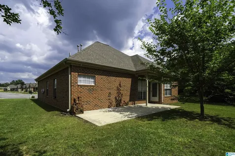 562 Summit Circle Fultondale AL 35068