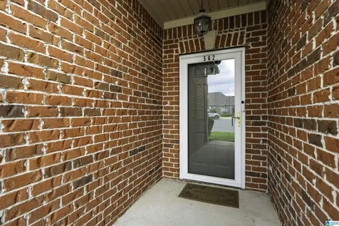 562 Summit Circle Fultondale AL 35068